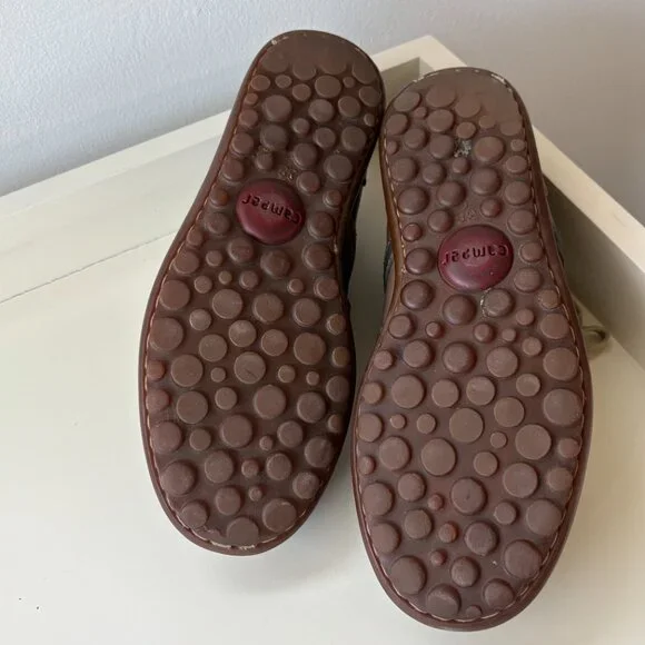 Vintage Camper "Twins" Sneakers - Picture 7 of 7